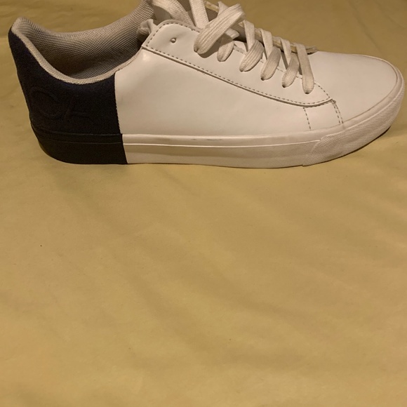 New! Mens Nautica Sneakers size 10 - Picture 4 of 9